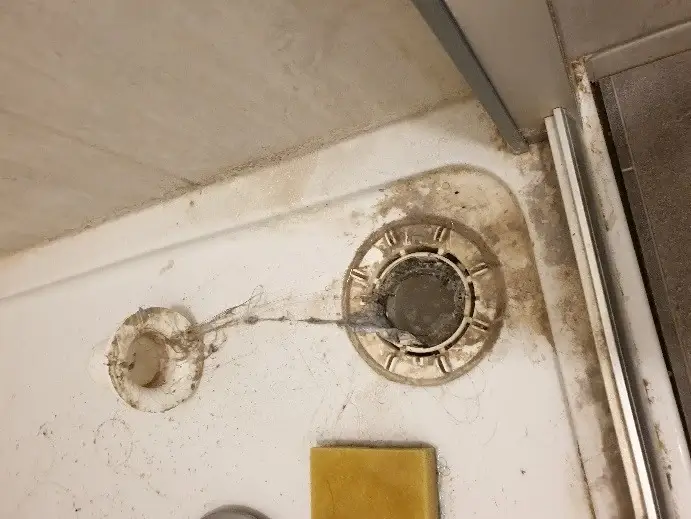 zuhanytalca dugulaselharitas